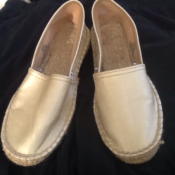 Nwot Steve Madden slipons, 7.5
