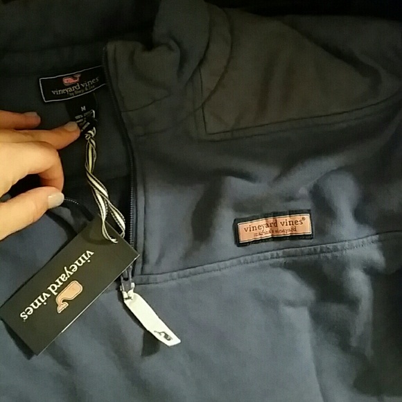 Vineyard vines - Picture 4 of 4