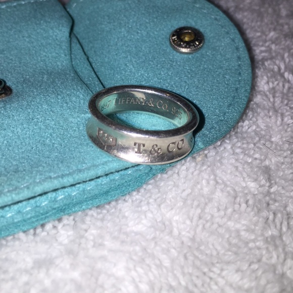 Tiffany & Co Ring Size 7.5 $100