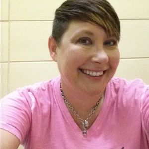 Meet your Posher, Lynette