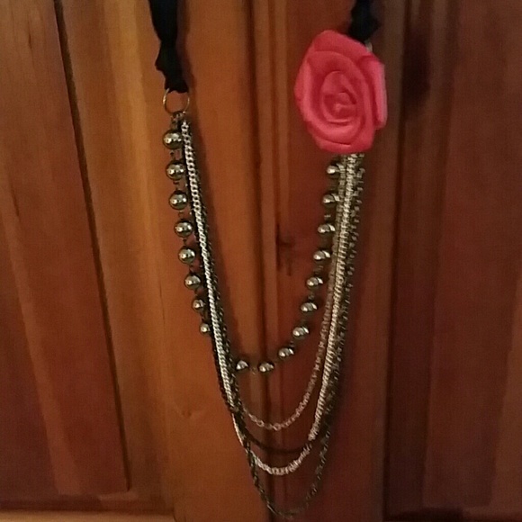 Statement Necklace - Picture 2 of 3