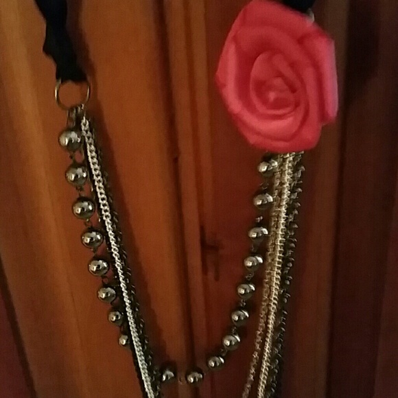 Statement Necklace - Picture 3 of 3