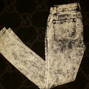 Forever 21 high waisted acid wash jeans, sz M