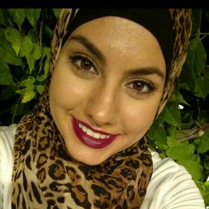 Meet your Posher, Zeinab