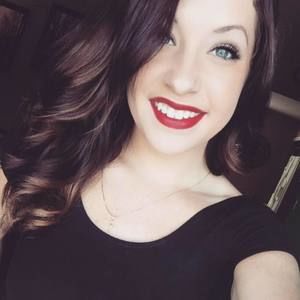 Meet your Posher, Courtney