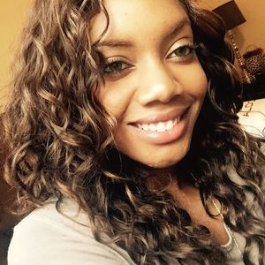 Meet your Posher, Amber