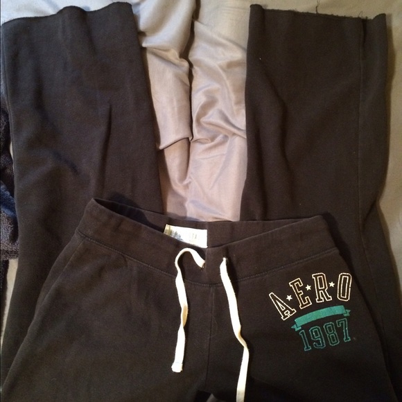Aeropostale sweat pants. New.