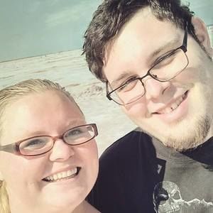 Meet your Posher, Dara