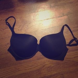 Victoria's Secret Demi uplift black bra