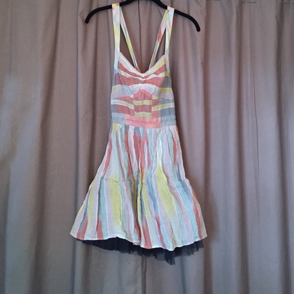 Adorable, ballerina like dress.