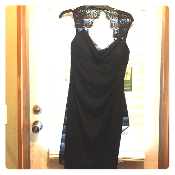 Dress - Picture 1 of 1