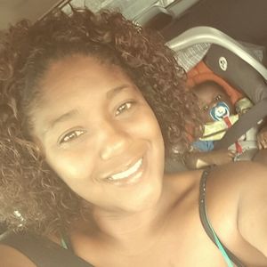 Meet your Posher, Latoya