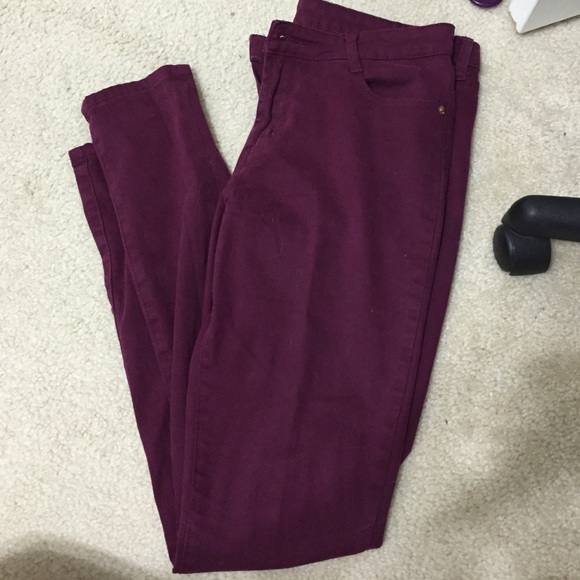 Burgundy jeans (skinny)