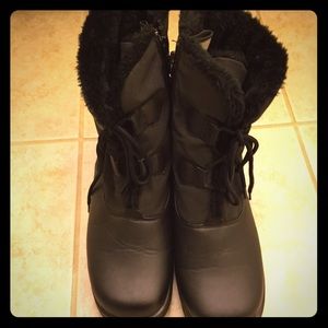 Totes snow boots PRICE FIRM