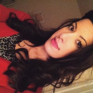 Meet your Posher, Christina