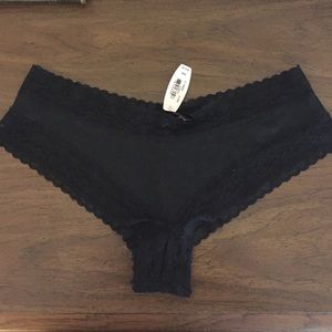 Panties bundle reserved for @dammieebee