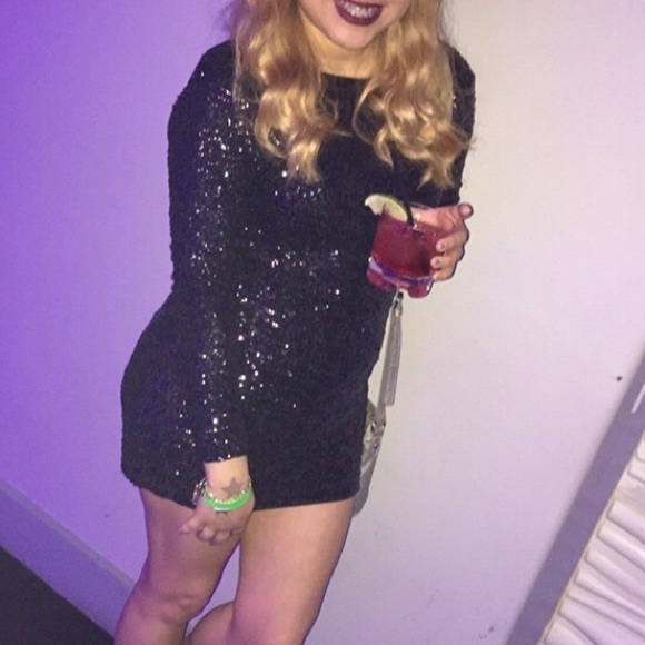 Black tight dress - Picture 1 of 2