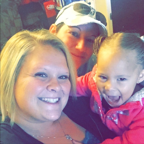 Meet your Posher, Brittany - Picture 4 of 4