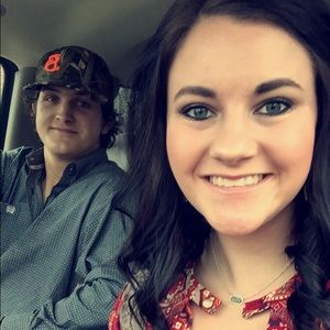 Meet your Posher, Madison