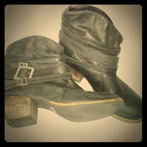 *FINAL PRICE* MIA Black Ankle Boots