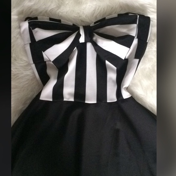Dresses & Skirts - Gorgeous dress