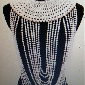 Pearl body chain