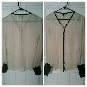 Elizabeth and James top