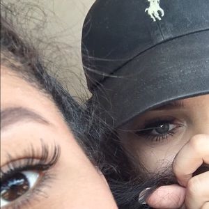 Meet your Posher, Ami