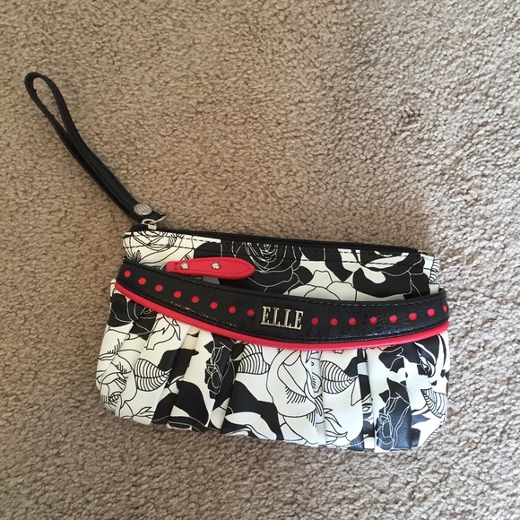 Elle Wristlet