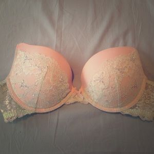 Dream Angels Push-Up Bra