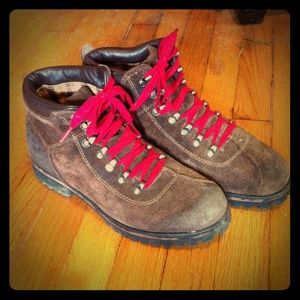 Vintage inspired Timberland hiking/work boots