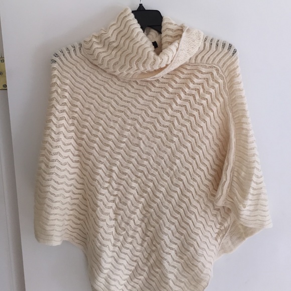 Steve Madden comfy poncho
