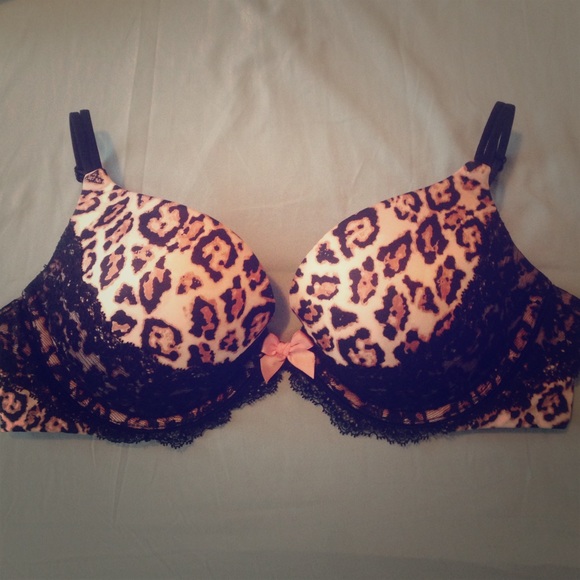 Very Sexy Push-Up Bra