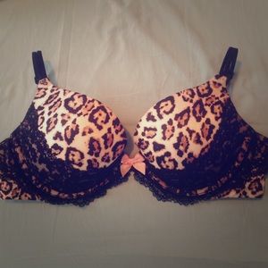 Very Sexy Push-Up Bra