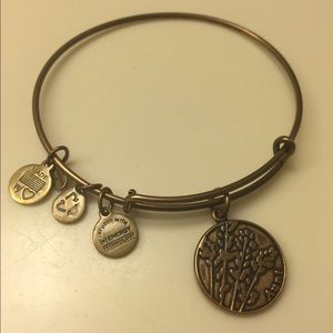 Alex and Ani Gold Aunt