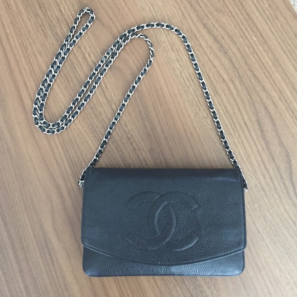 Chanel wallet on chain - Picture 1 of 4