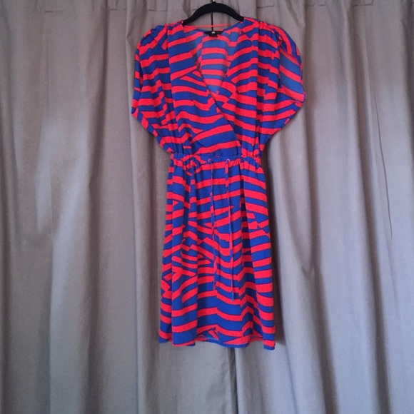 Dress for cocktails or night out.