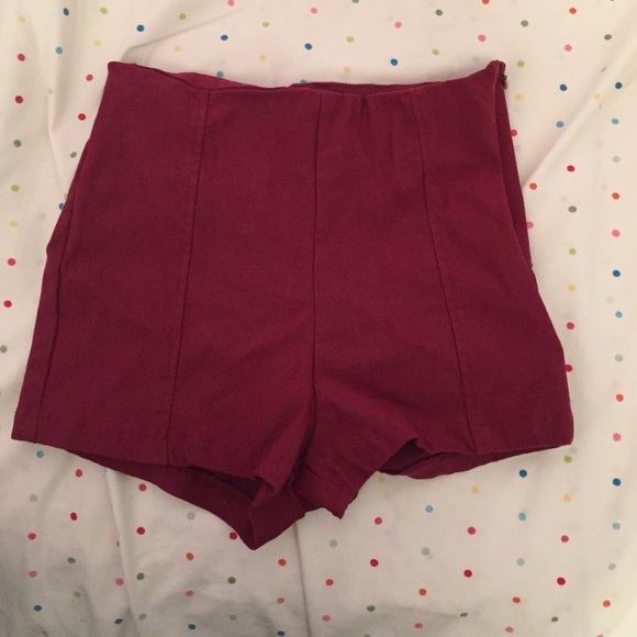 Red rave shorts XS