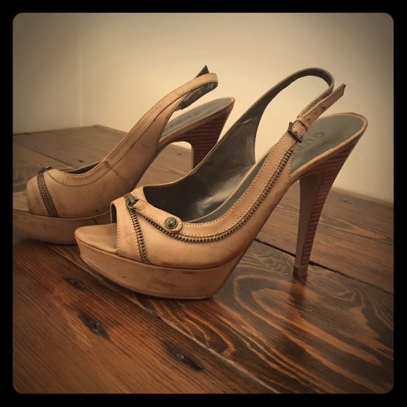 Distressed heels