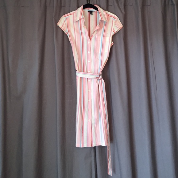 Comfy, vintage like dress.