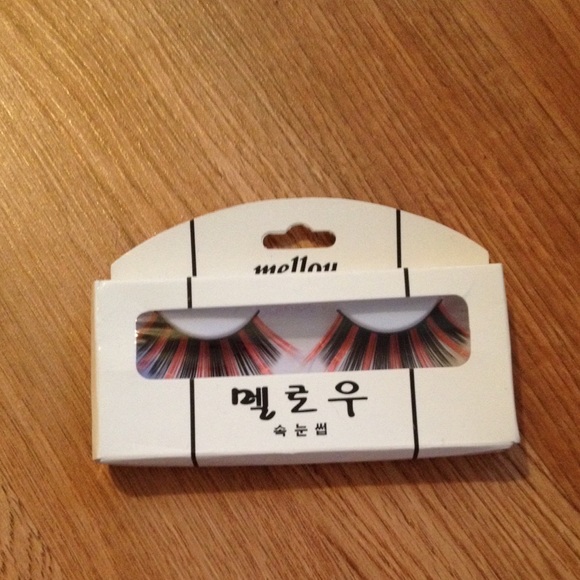 False lashes