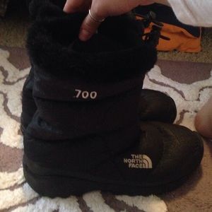 North face snow boots for @saraevelyn2