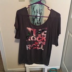 Hot Topic cute shirt!