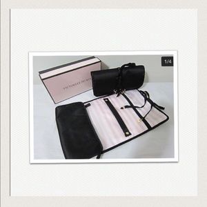 Victoria secret jewelry holder