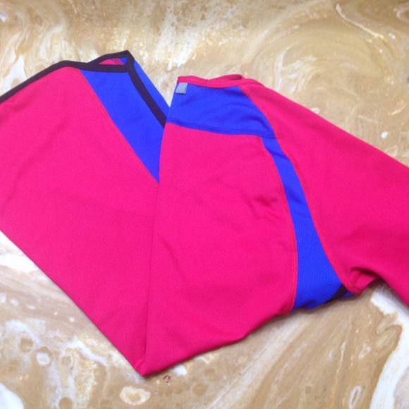 Nike Dri-fit workout tee - Picture 3 of 4