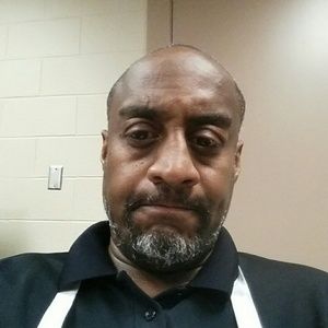 Meet your Posher, Derrick