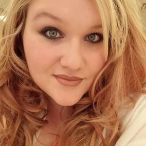 Meet your Posher, Carlie