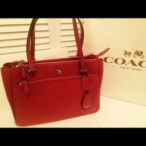 Coach F31744 Peyton Leather Jrdn Cryl - RED