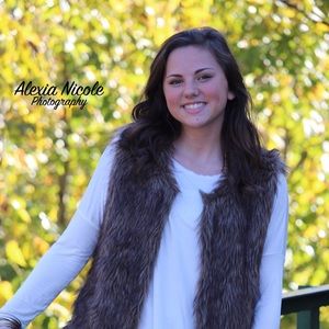 Meet your Posher, Destiny