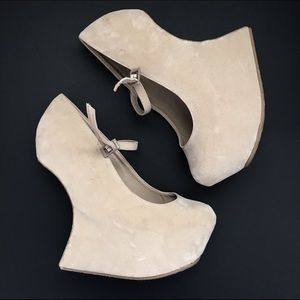 Dollhouse "Explicit" Nude Platforms, Size 7